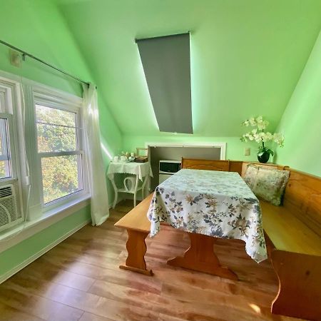 Cozy 1-Bedroom Loft With Falls View 4Mins To Falls Niagara Falls Luaran gambar